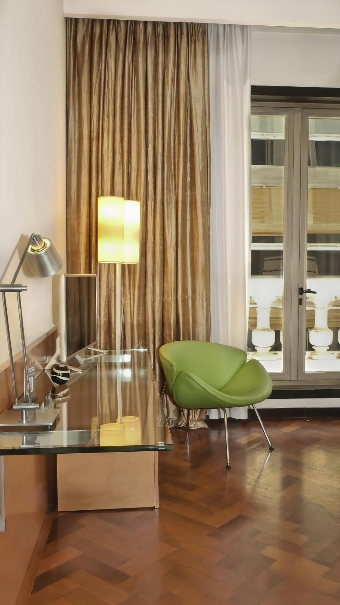 725 Continental Hotel Buenos Aires Bagian luar foto A room at the hotel
